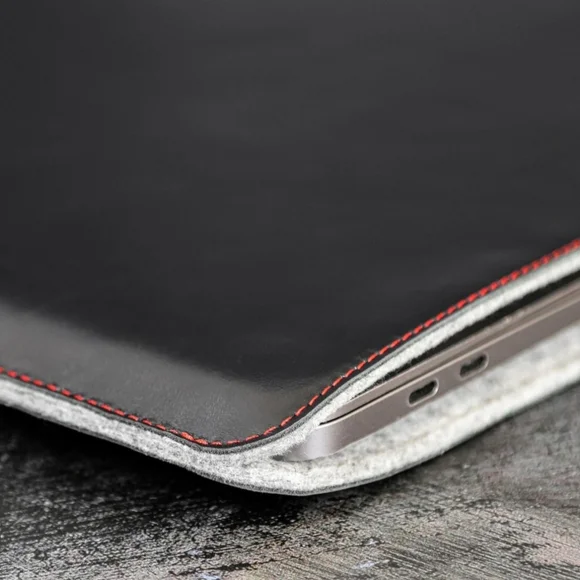 CaseMade Real Leather Laptop Sleeve - Picture 5 of 8